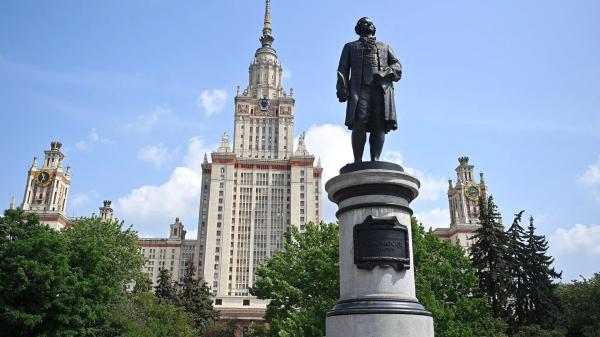 Младший брат самой юной студентки МГУ не&nbsp;смог поступить в&nbsp;вуз