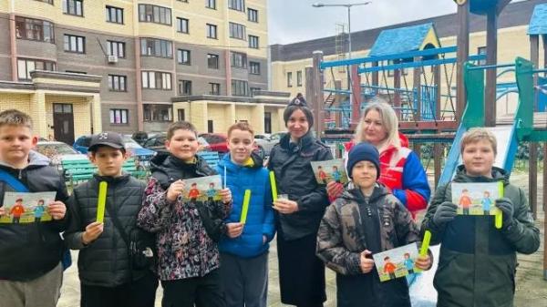 Автоинспекторы в&nbsp;Воскресенске провели акцию &laquo;Стань заметнее!&raquo;