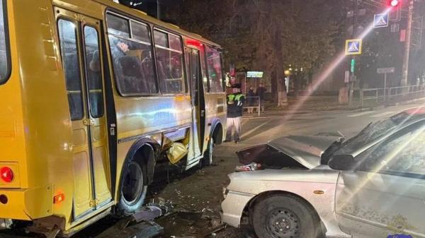 Детская команда по&nbsp;гимнастике попала в&nbsp;ДТП с&nbsp;легковушкой в&nbsp;Самаре