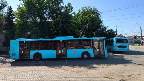 В&nbsp;петербургском автобусе школьники побили пенсионерку