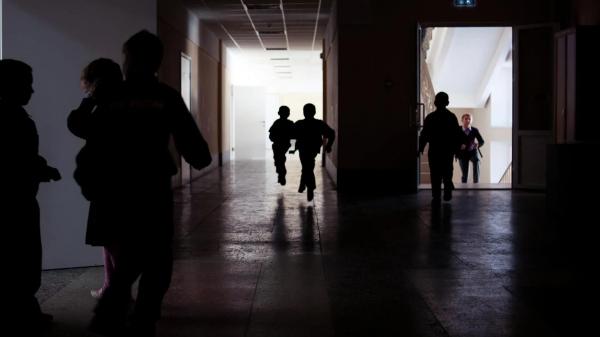 Старшеклассники попытались окунуть ребенка в&nbsp;унитаз в&nbsp;школе под Новосибирском