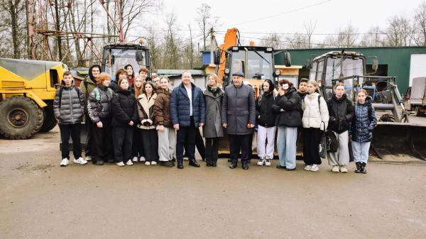 Школьники побывали на&nbsp;экскурсии по&nbsp;коммунальному предприятию в&nbsp;Пушкино