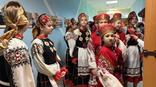 Фестиваль дружбы народов России прошел в&nbsp;школе Наро-Фоминске