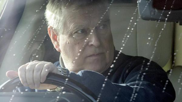 Дочери принца Эндрю отказались с&nbsp;ним общаться после ареста
