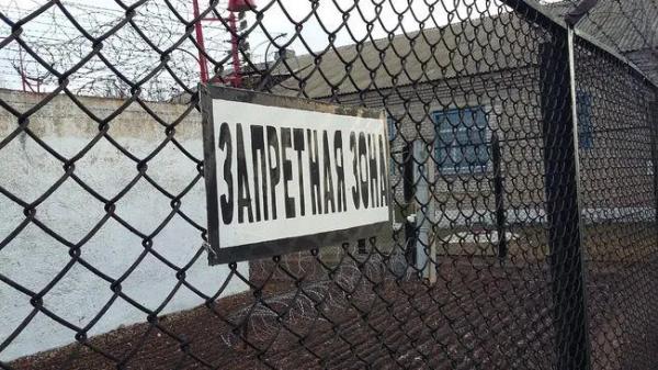 Россиянину дали полтора года колонии за&nbsp;смерть больной дочери