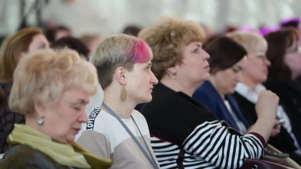 Мининвест Подмосковья пригласил женщин на&nbsp;форум &laquo;Мамы. Дети. Бизнес&raquo;