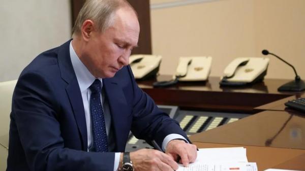Путин призвал уполномоченных помогать подросткам в&nbsp;сложной жизненной ситуации