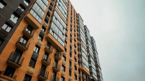 В Московской области более 130 детей-сирот получили жилье с начала года