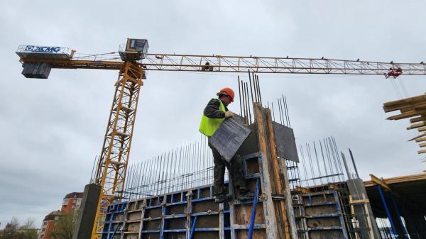В подмосковном Чехове продолжается строительство нового корпуса гимназии