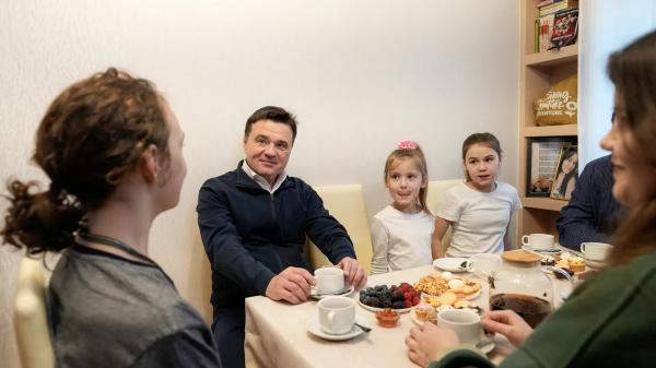 Андрей Воробьев: свыше 20 мер поддержки многодетных семей внедрили в Подмосковье Андрей Воробьев: свыше 20 мер поддержки многодетных семей внедрили в Подмосковье