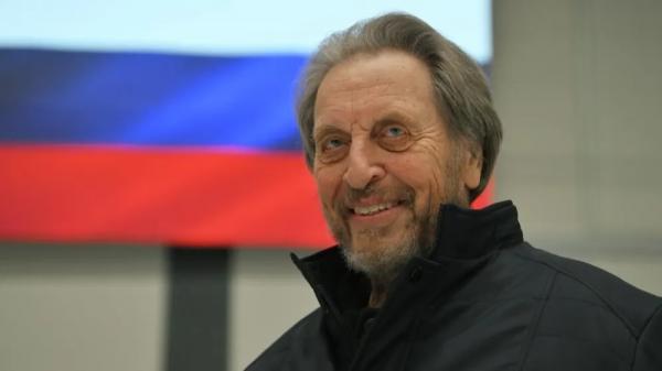 Отец Илона Маска назвал Россию супердержавой