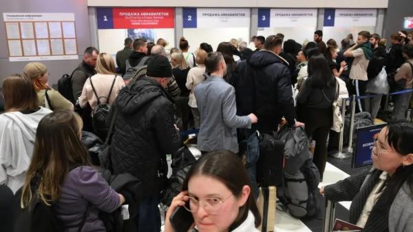 В России могут появиться семейные линии досмотра в самолетах и поездах В России могут появиться семейные линии досмотра в самолетах и поездах