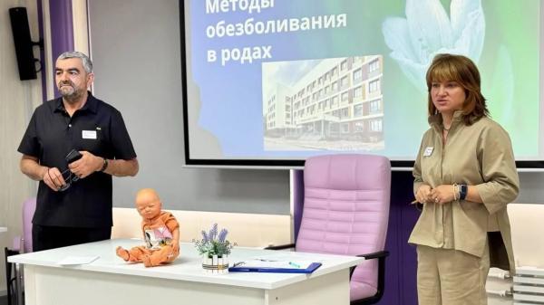 Почти 20 тысяч жителей Подмосковья обучились в&nbsp;школах будущих родителей с&nbsp;января